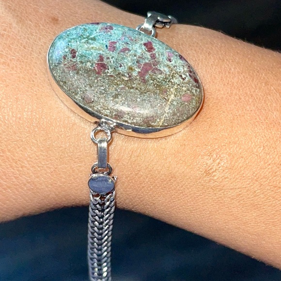 Green Ruby Fuchsite Bracelet 7 1/2” - 8” - Picture 3 of 10